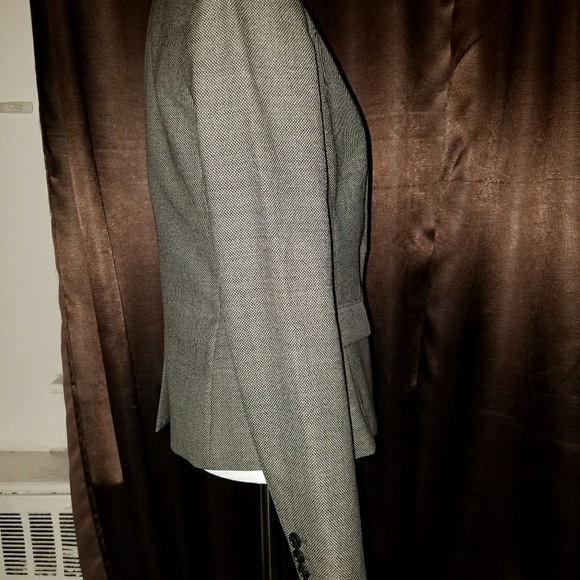 Ann Taylor blazer - Picture 3 of 6
